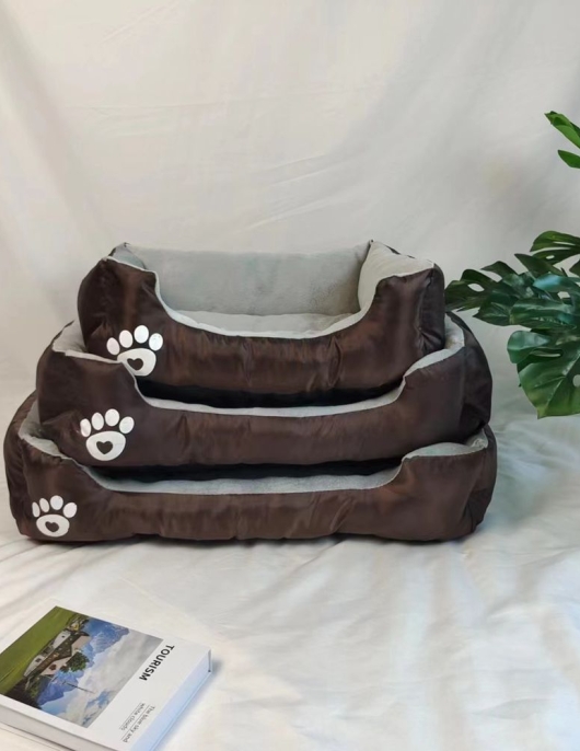 Pet cushions can be used in four seasons of square dog nest candy, pet nest footprints of Teddy